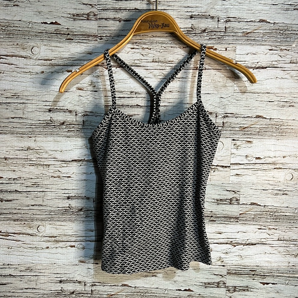 Lululemon tank top size 4